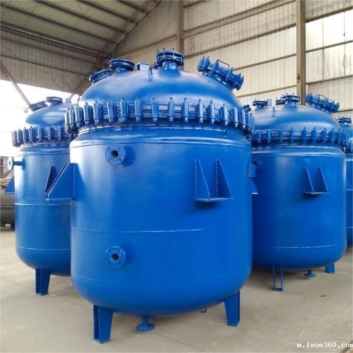 搪瓷米兰体育足球队